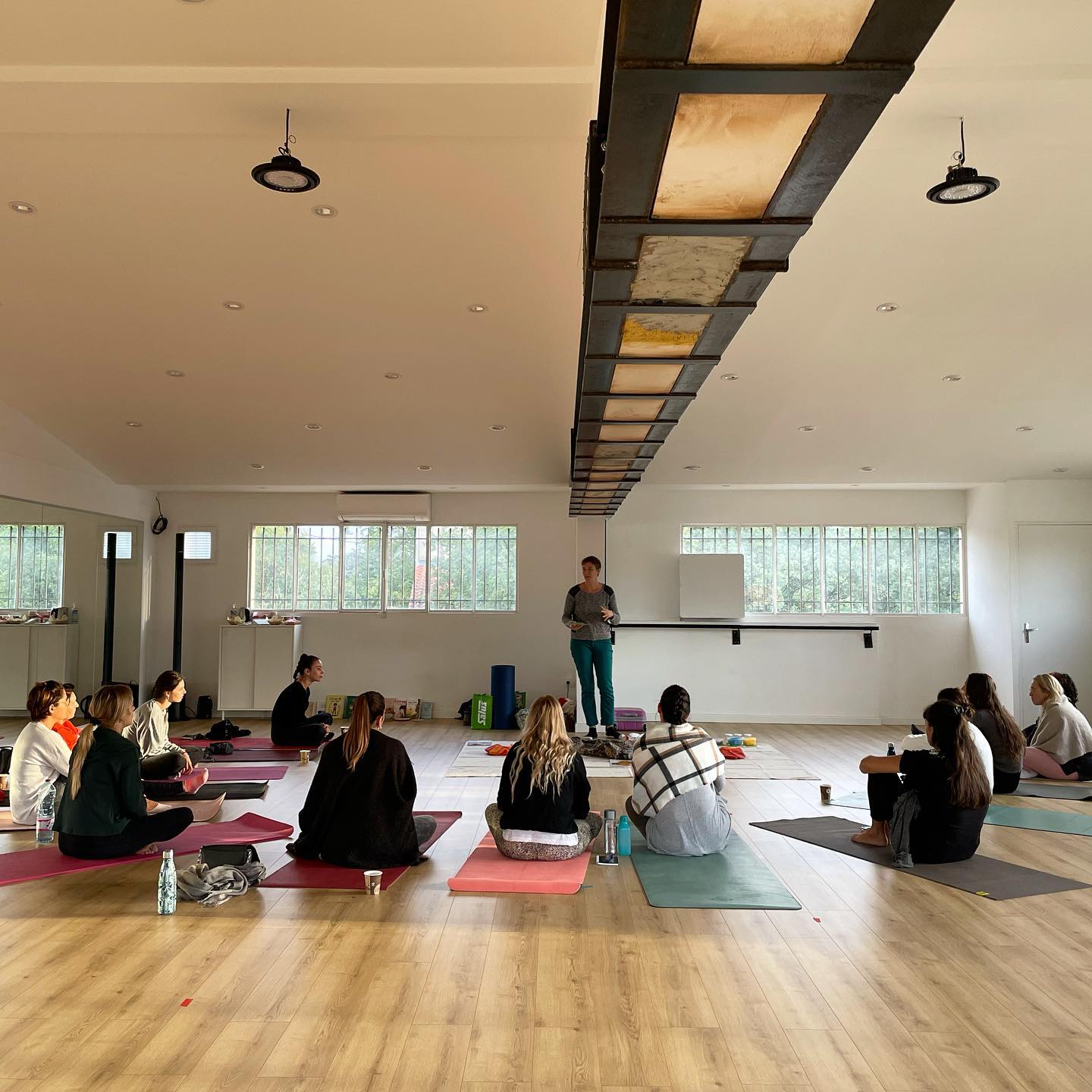 cycle féminin et yoga - sympt'holistic